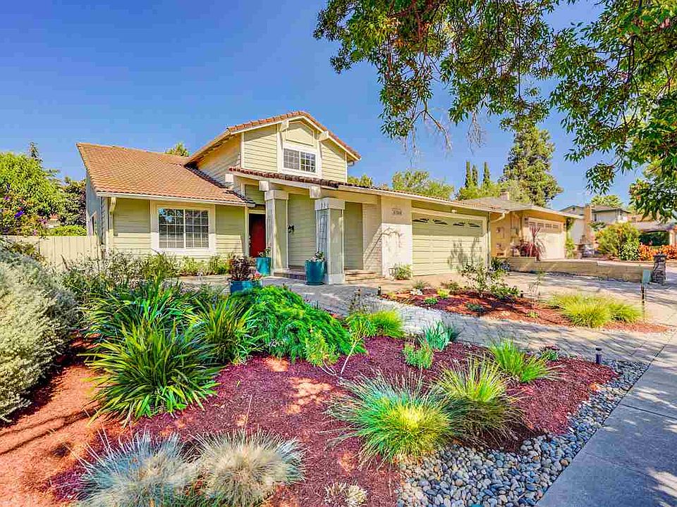2nd image of 47260 Havasu St