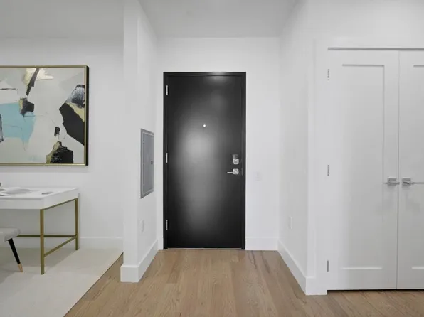 8404 4th Avenue image 3 of 35