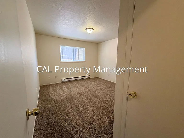 3050 Sunset Ave — Photo 25