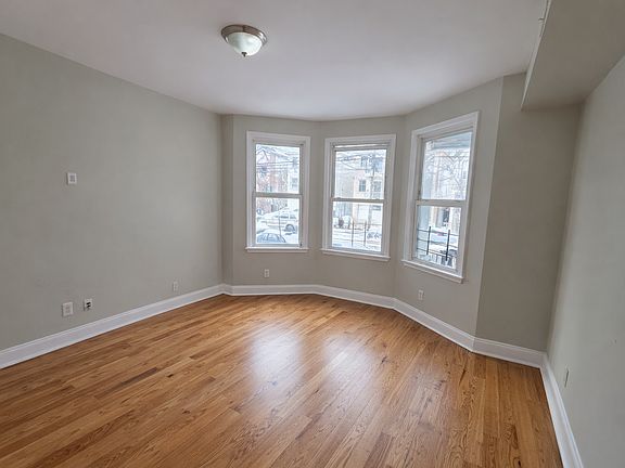 3rd image of 802 S 14th St #1
