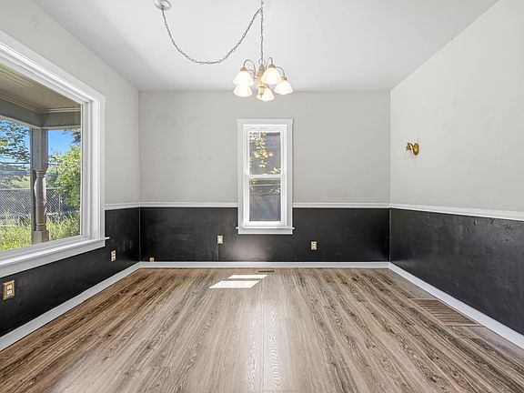 3rd image of 213 N West St
