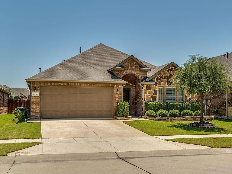 3801 Tunstall Dr — Photo 2