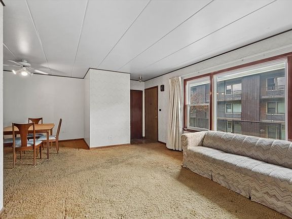 4th image of 9620 W Higgins Rd APT 2D