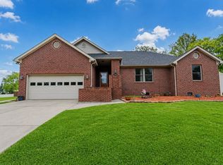 808 S Concord Dr, Princeton, IN 47670