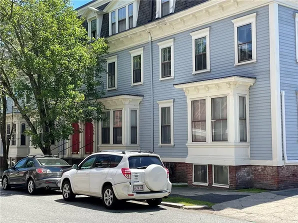 358 Carpenter St APT 9, Providence, RI 02909