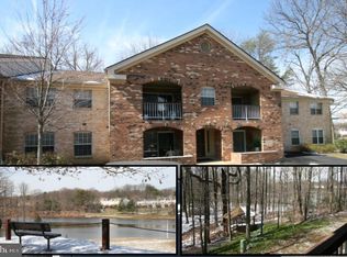 5900 Cove Landing Rd APT 202, Burke, VA 22015