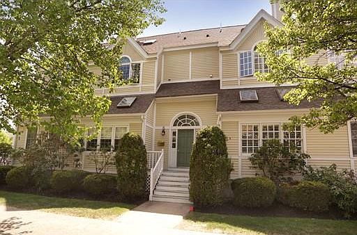 1st image of 3 Munroe St