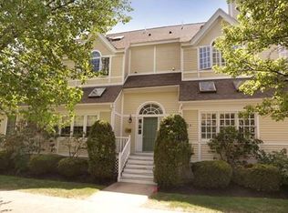 3 Munroe St, Newburyport, MA 01950