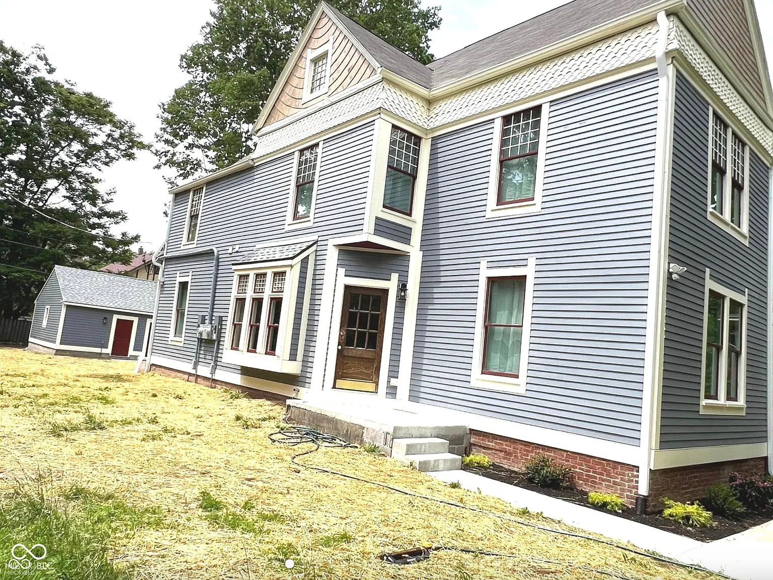 3 bed, 3.0 bath, 2187 sqft, $2,880 — Photo 4