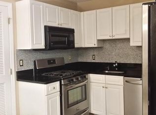 114 Prestwick Way, Edison, NJ 08820