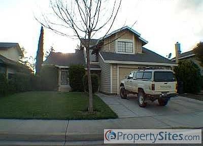 1st image of 541 Pitscottie Ln
