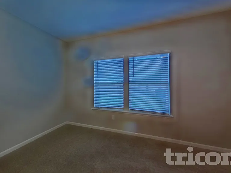 10328 Pavnes Creek Dr — Photo 6