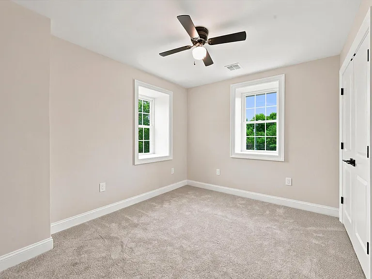 1512 Naamans Creek Rd — Photo 23