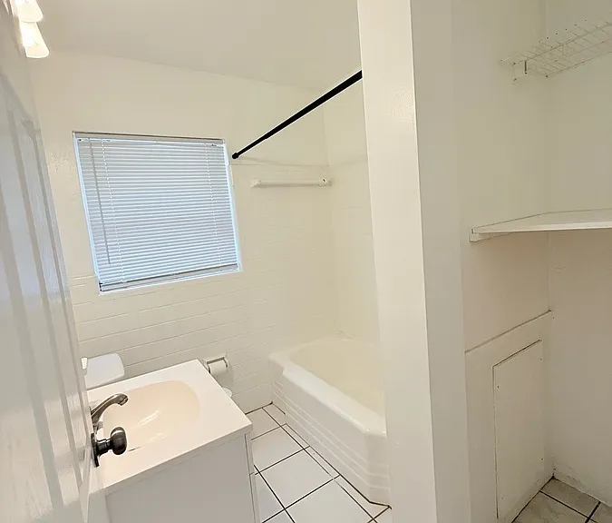 1252 Eldridge St — Photo 13