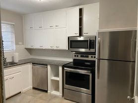 2821 Saint Johns Ave, Jacksonville, FL