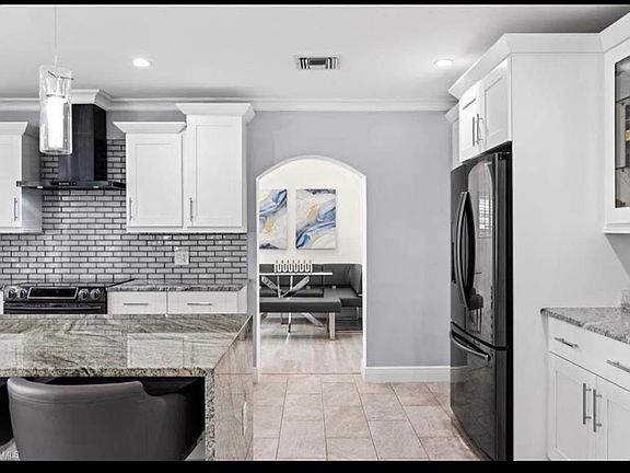 5th image of 5210 Floridan Ave