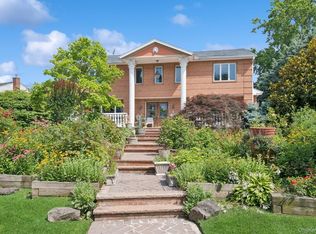 328 W Ivy Hill Road, Woodsburgh, NY 11598