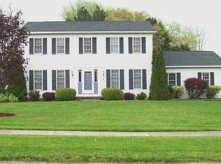 4 Summer Hill Dr, Brockport, NY 14420