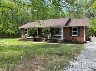 121 Simpkins Rd, Greenwood, SC 29646
