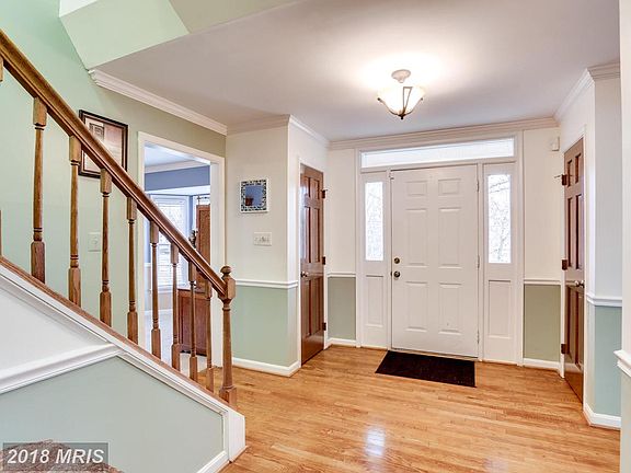 3rd image of 12830 Valleywood Dr