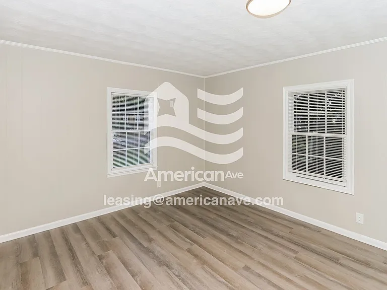1765151_012_wm_-_bedroom_13186789.jpg