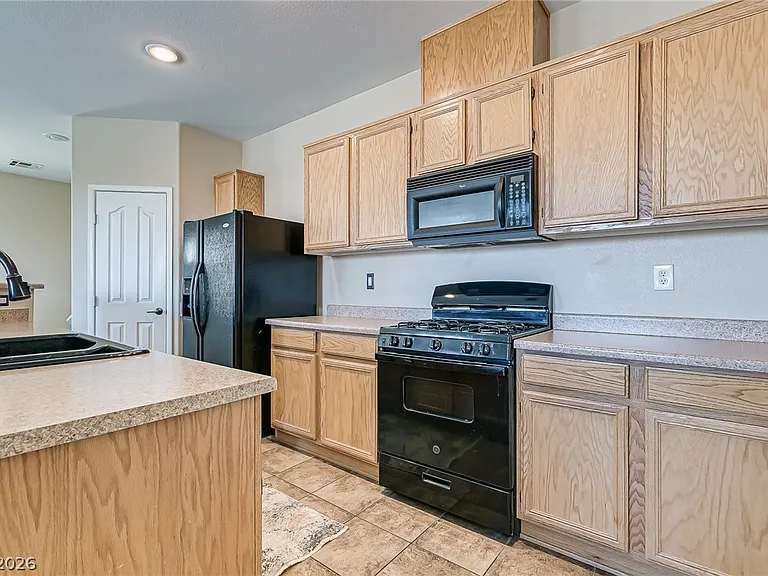 6255 W Arby Ave #163 — Photo 6