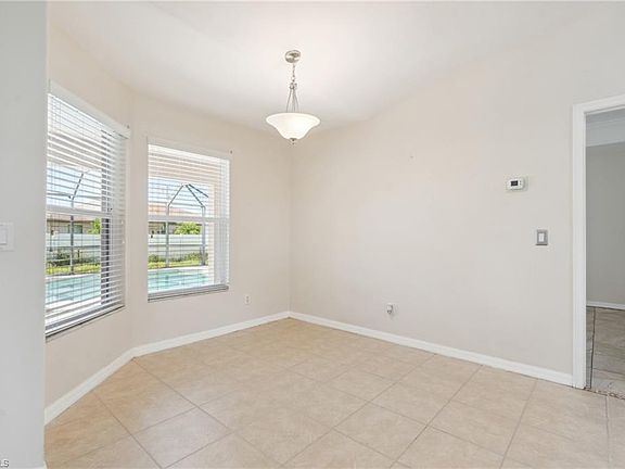 5th image of 1704 NE 44th ST