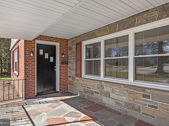 3rd image of 245 Gibbsboro Rd