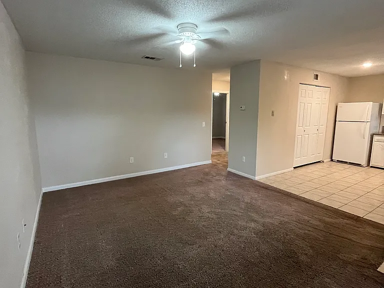 117 Sea Parc St #C — Photo 8