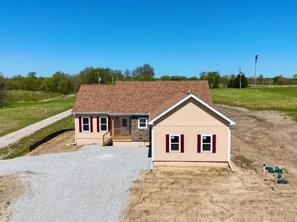 1881 Lake Viking Ter, Gallatin, MO 64640