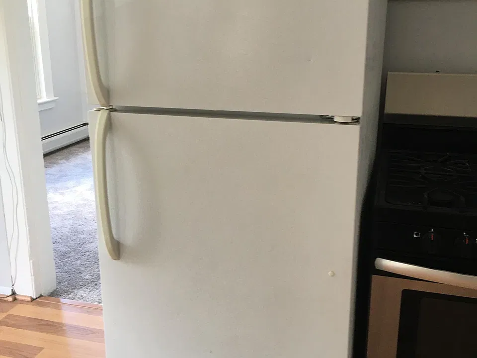 Refrigerator