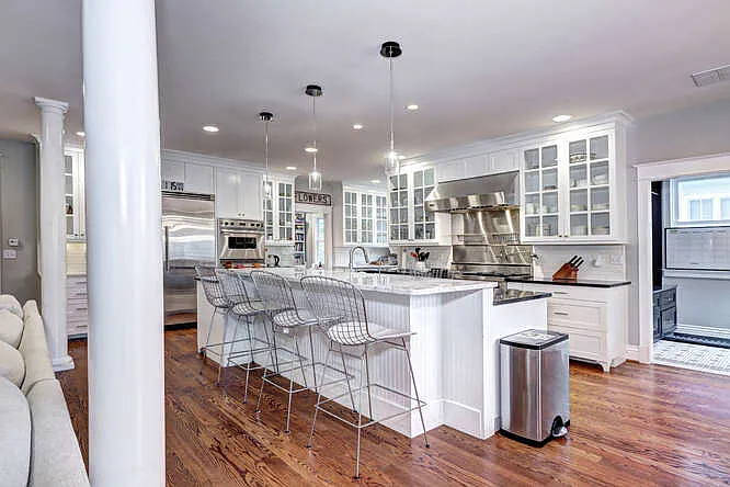 510 Hawthorn Ave — Photo 18
