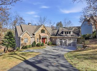 5264 Laurel Cir, Gainesville, GA 30506