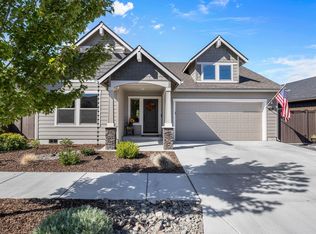 2925 NW 23rd St, Redmond, OR 97756