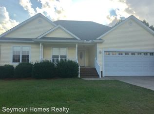 600 Western Wayne Dr, Pikeville, NC 27863