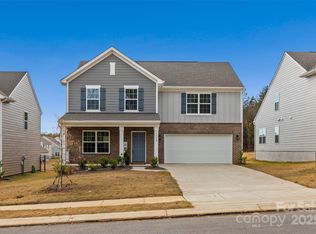 1512 Cottage Creek Dr, Bessemer City, NC 28016