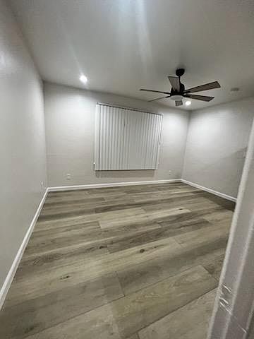 2nd image of 923 Linden Ave APT 10