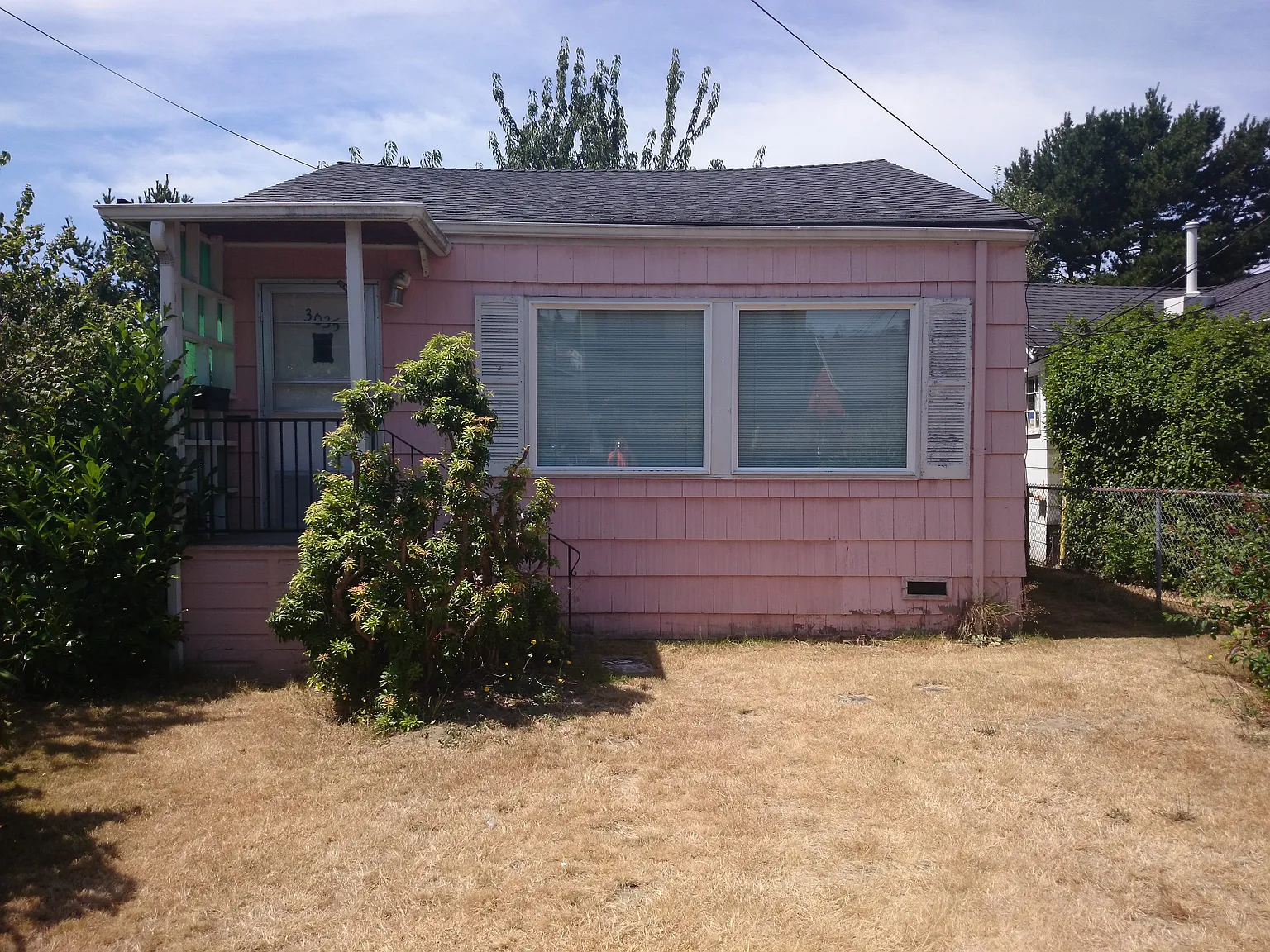 3035 61st Ave SW photo 1