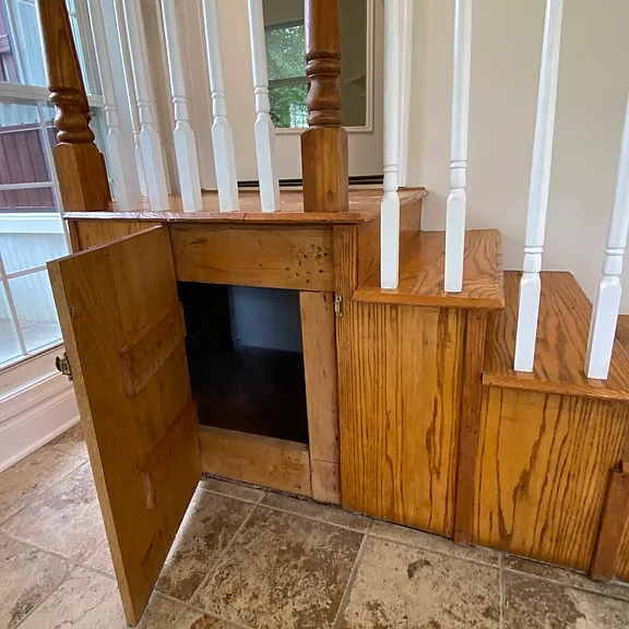 Little Extra Storage Under the Stairs