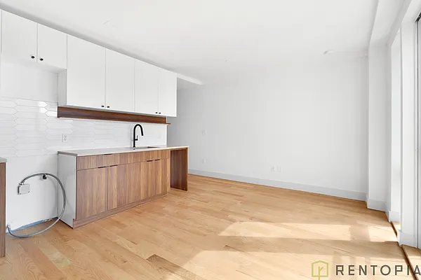 Rented by Rentopia | media 8