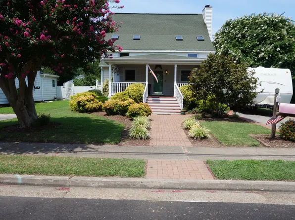 310 S Willard Ave, Hampton, VA 23663
