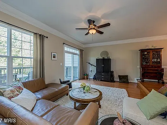 3903 Madison Park Ln — Photo 4