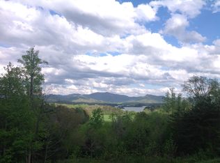 496 Tahlequah Rdg, Hayesville, NC 28904