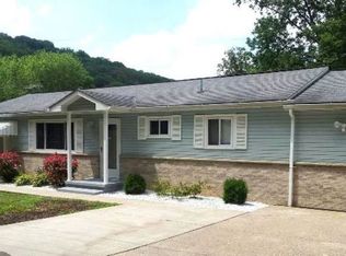 35 Sourdough Ln, Cross Lanes, WV 25313