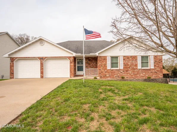 1622 Independence Dr, Jefferson City, MO 65109