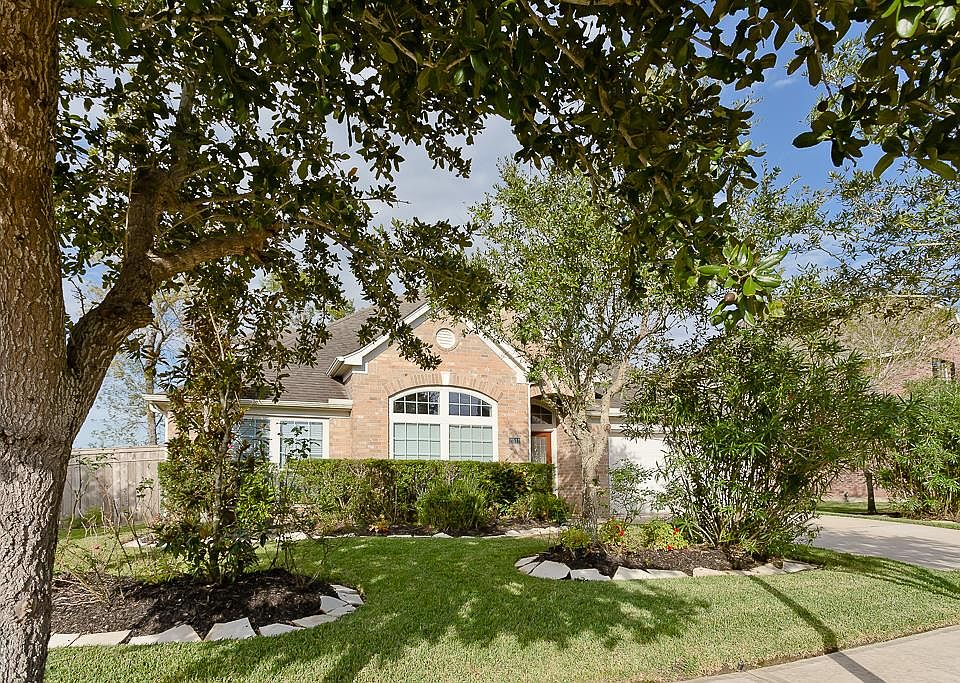 1st image of 2511 Cezanne Cir