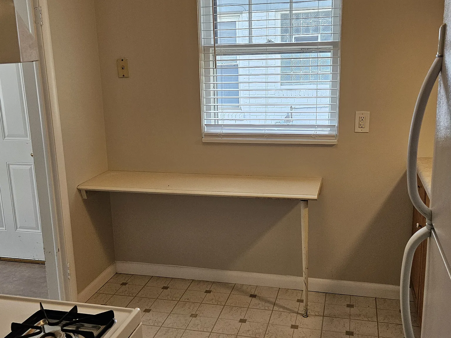 2 bed, 737 sqft, $1,550 — Photo 4