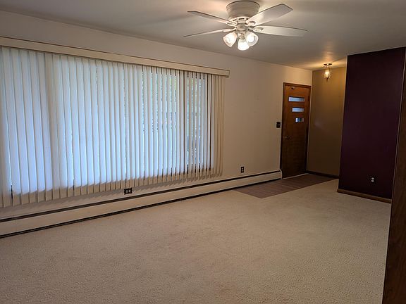 3rd image of 1312 Beyer Dr