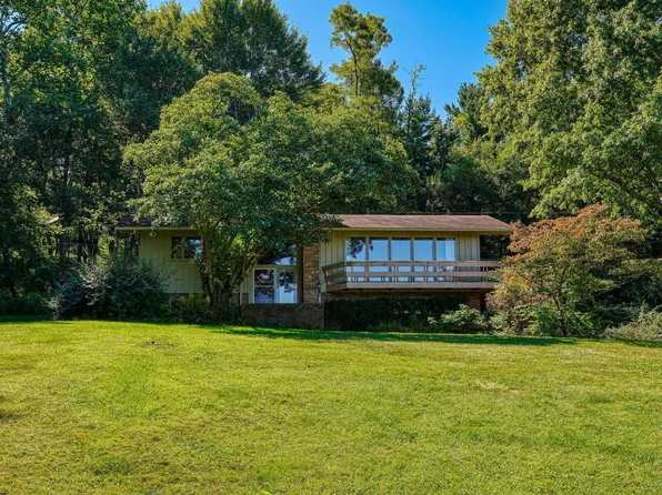 4300 Evergreen Dr NW, Carroll, OH 43112