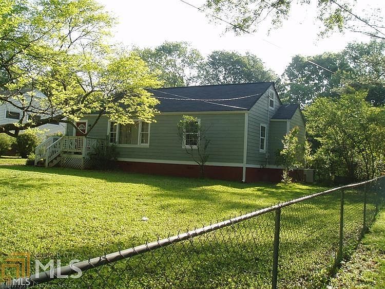 2nd image of 1376 Midview Dr